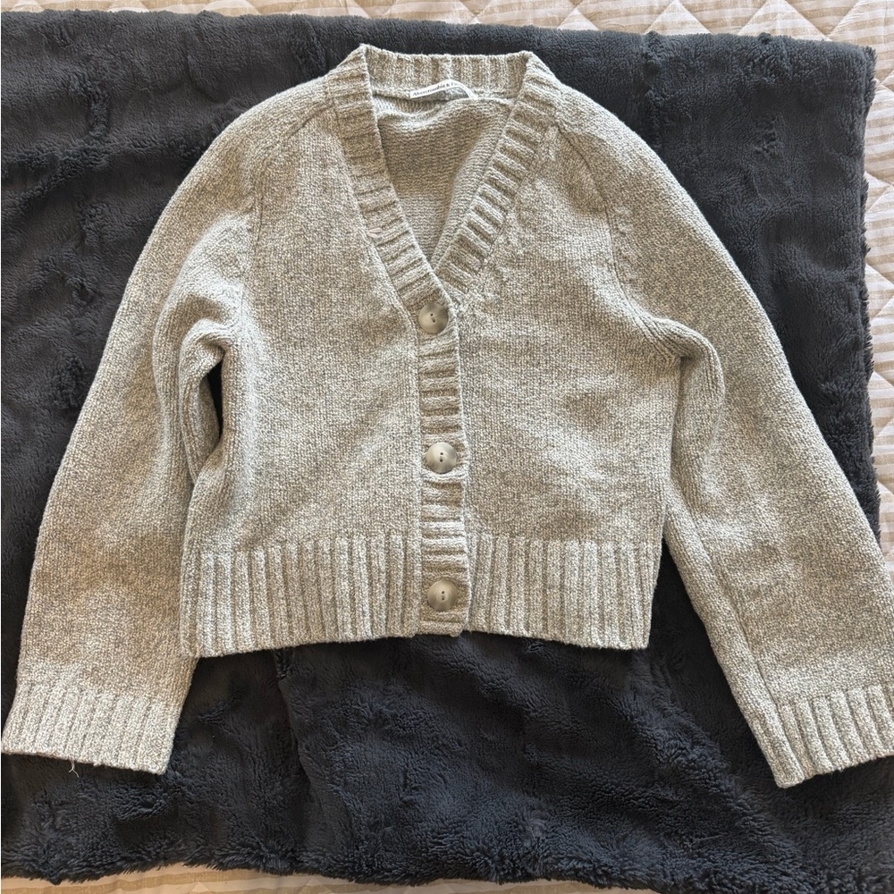 Abercrombie & Fitch Light Gray Cardigan